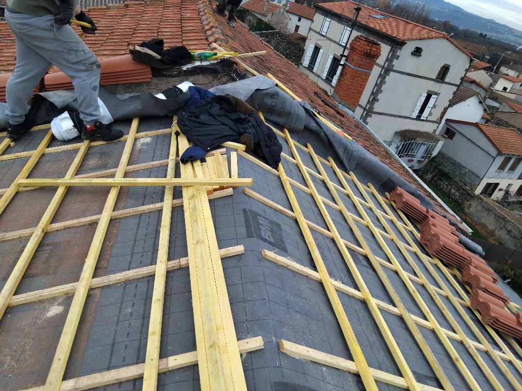 Pose tuiles toiture